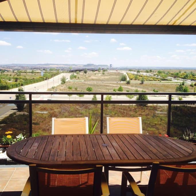 Atico, Piscina, Ac, Wi-Fi Y Parking Gratis, Gran Terraza, Vut 47-79 Apartman Arroyo de la Encomienda Kültér fotó